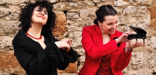 Photoshooting fuer das Duo Josephine und Athena in Weimar