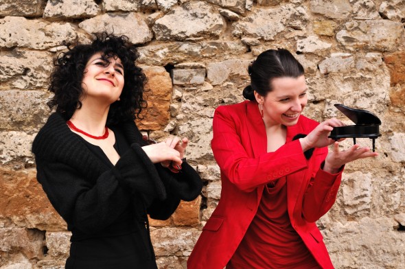 Photoshooting fuer das Duo Josephine und Athena in Weimar